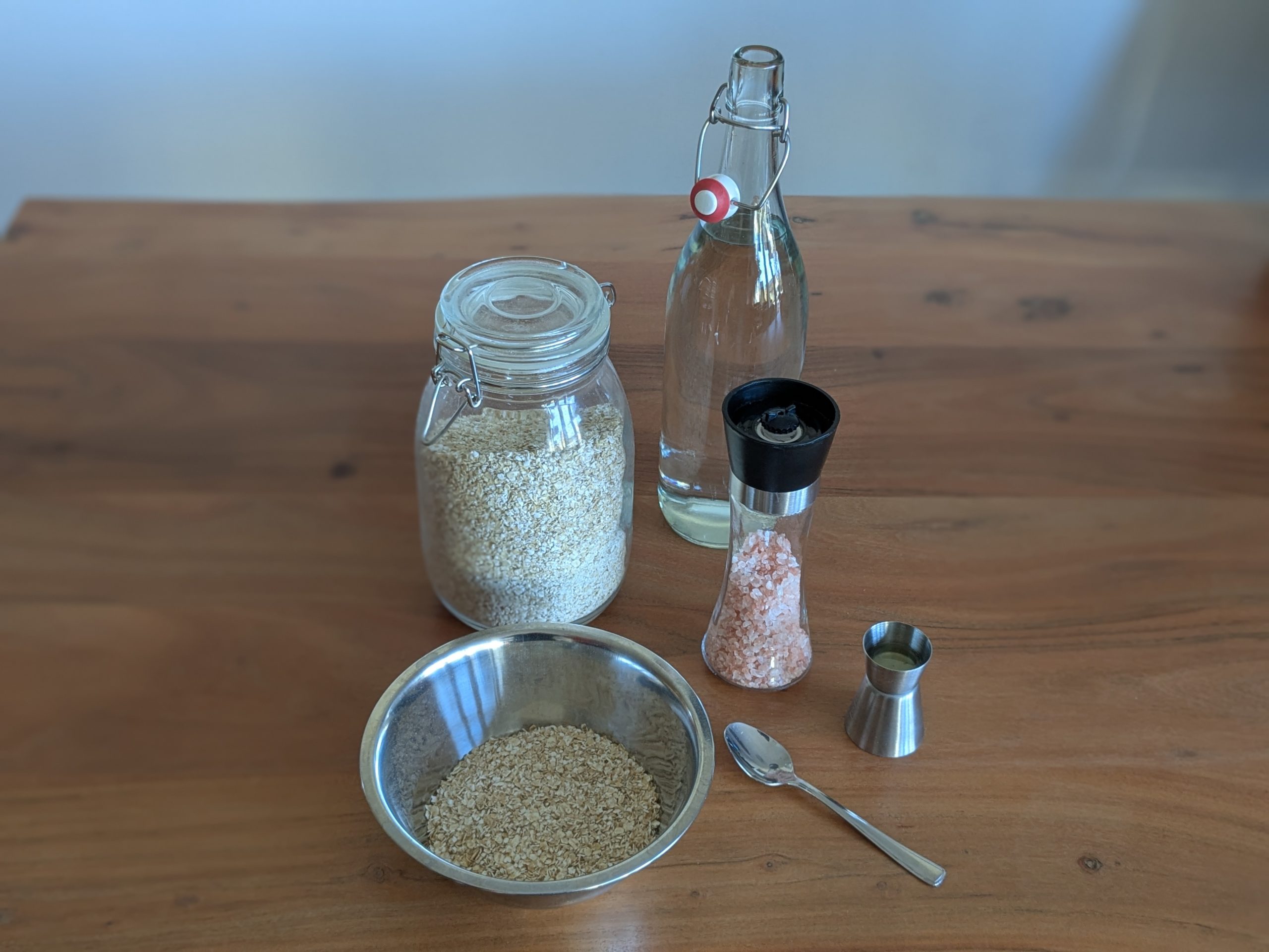 Zutaten für Haferrahm und Hafermilch